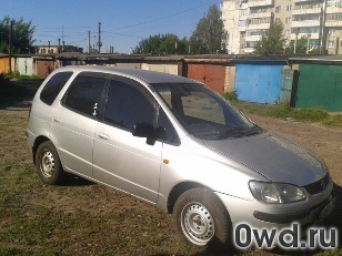 Битый автомобиль Toyota Corolla Spacio